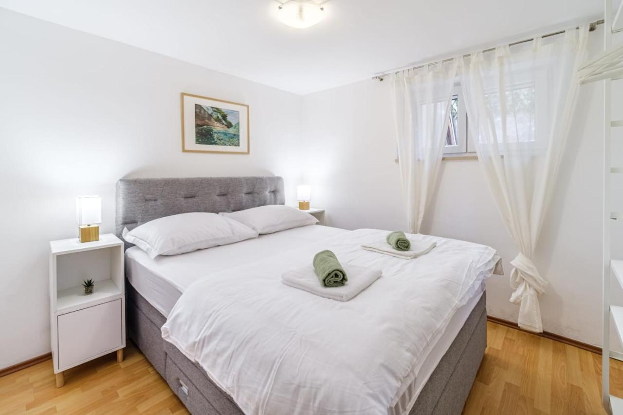 Apartmani P&S Supetar Dış mekan fotoğraf