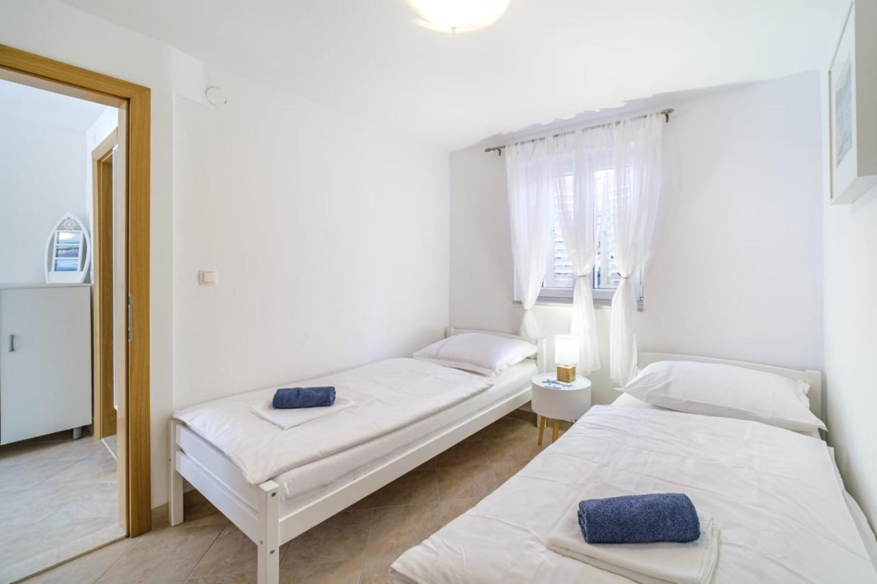 Apartmani P&S Supetar Dış mekan fotoğraf
